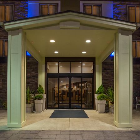 Holiday Inn Express Newport By Ihg Luaran gambar