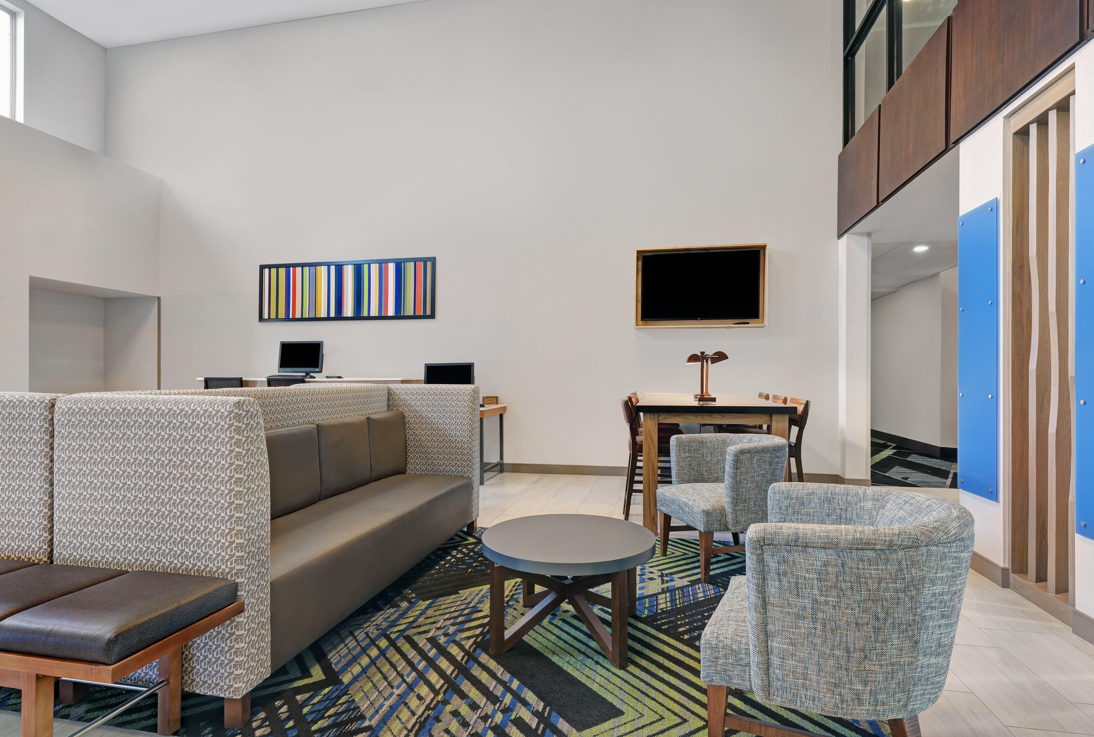 Holiday Inn Express Newport By Ihg Luaran gambar
