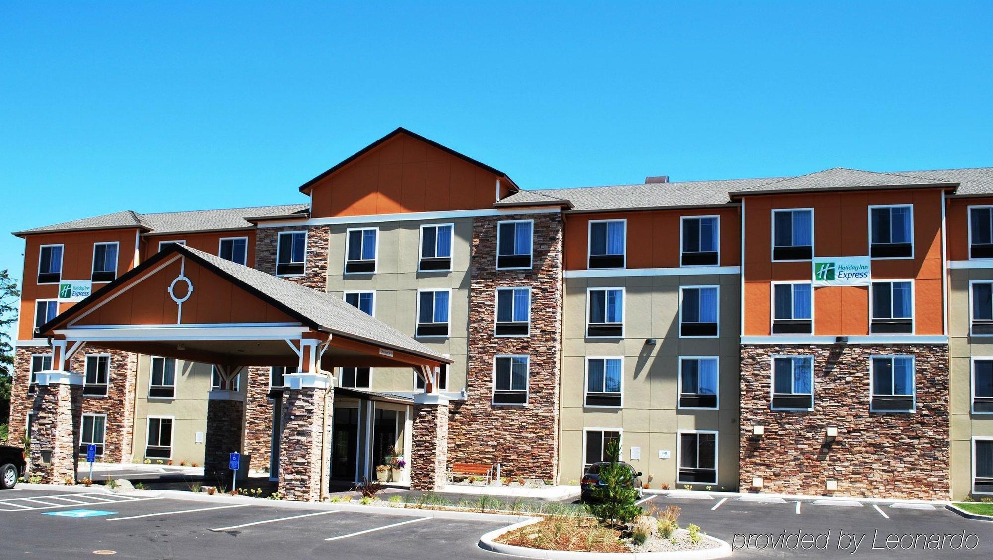 Holiday Inn Express Newport By Ihg Luaran gambar