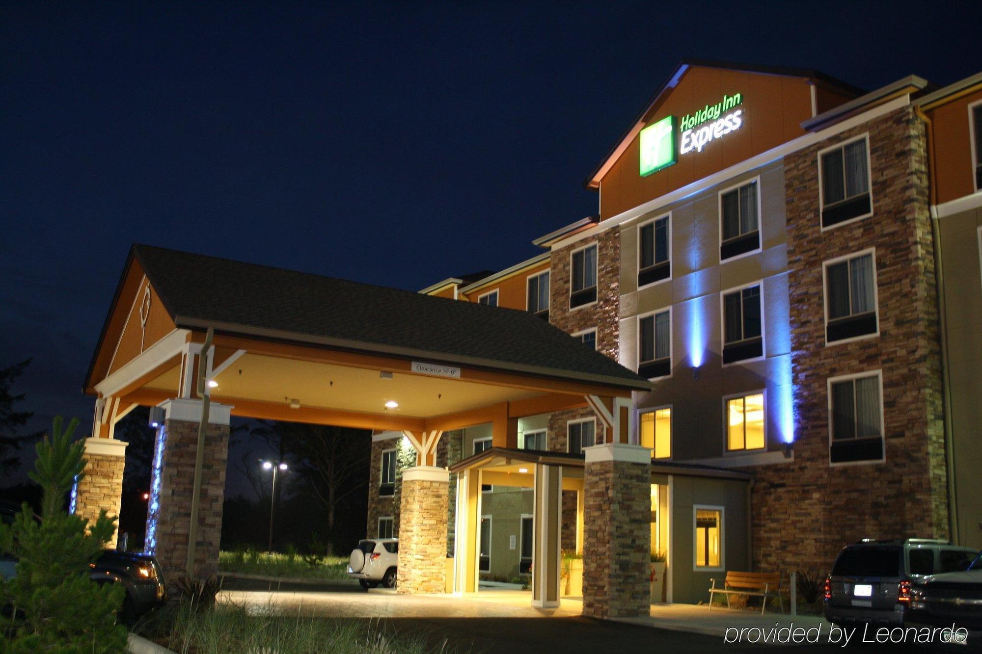 Holiday Inn Express Newport By Ihg Luaran gambar
