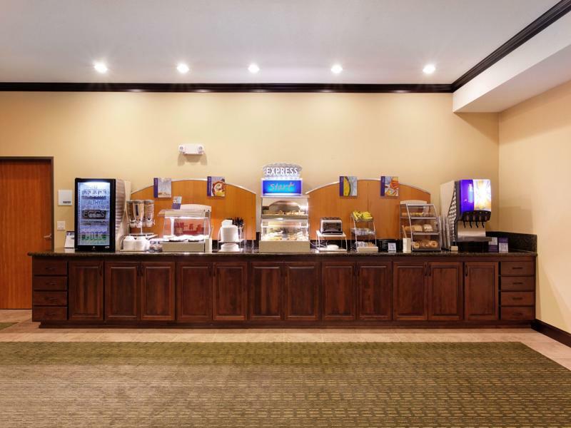 Holiday Inn Express Newport By Ihg Luaran gambar